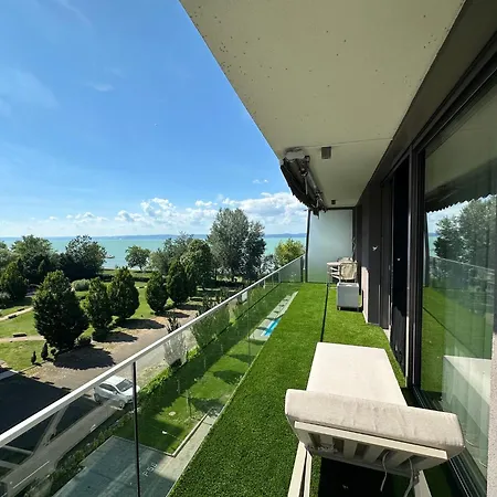 Myflat Coral 62 Premium * Siófok